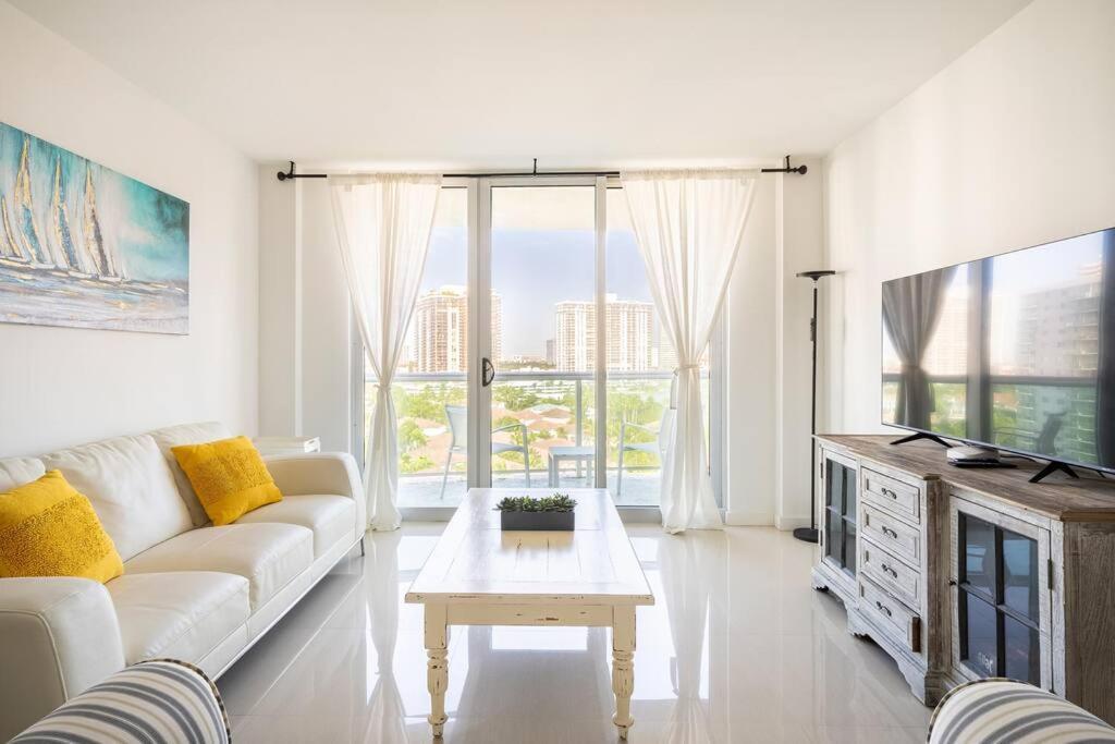 Ocean Reserve Sunny Isles 11Th Str-02330 Leilighet Miami Beach Eksteriør bilde