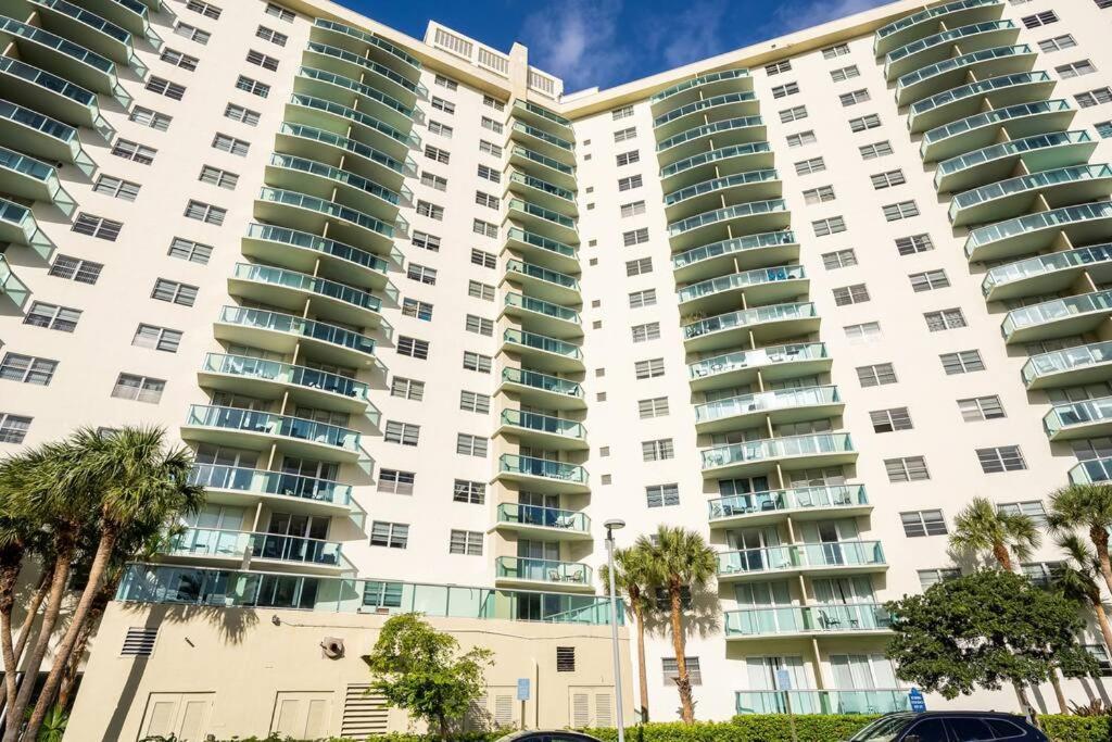 Ocean Reserve Sunny Isles 11Th Str-02330 Leilighet Miami Beach Eksteriør bilde